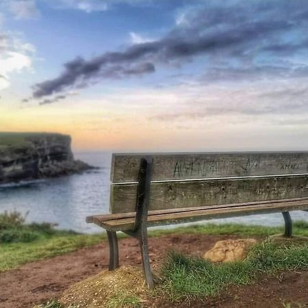 Apartamento Terraza Y Piscina Con Vistas Espectaculares Al Mar Parking Cubierto San Vicente De La Barquera Exterior foto