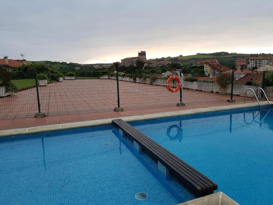 Apartamento Terraza Y Piscina Con Vistas Espectaculares Al Mar Parking Cubierto San Vicente De La Barquera Exterior foto