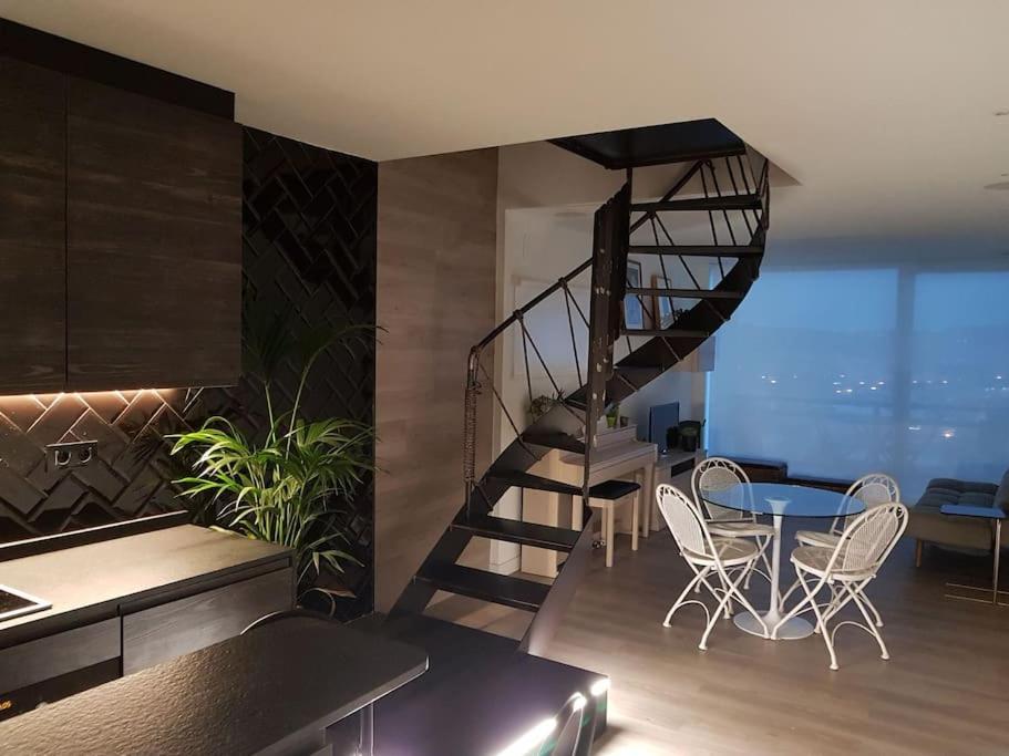 Apartamento Terraza Y Piscina Con Vistas Espectaculares Al Mar Parking Cubierto San Vicente De La Barquera Exterior foto